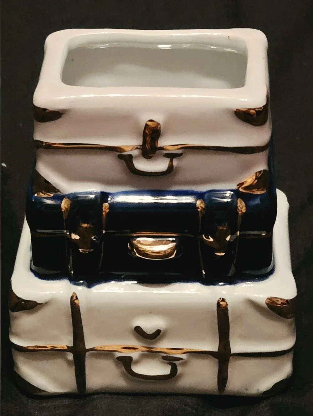 Kate Aspen Ceramic Porcelain Suitcase Ceramic Bud Vase 3.25 X 3